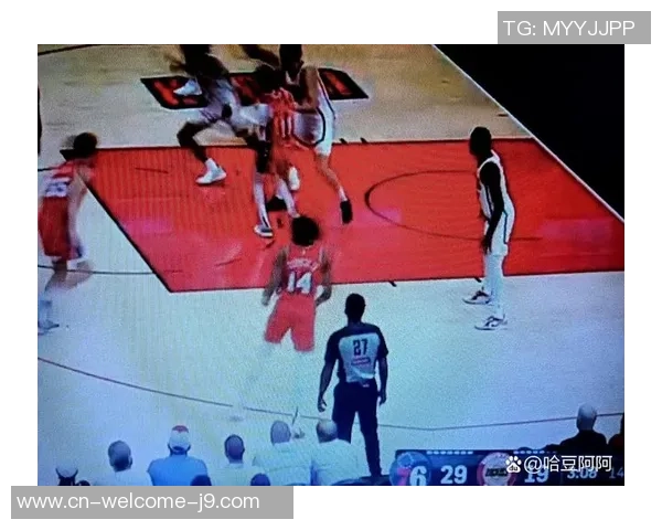 火箭队昨日对阵76人精彩比赛回顾与亮点分析